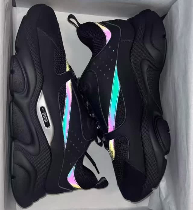NOVA B22 Sneaker