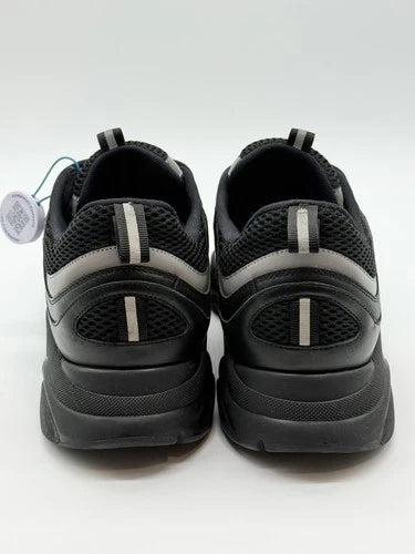 NOVA B22 Sneaker